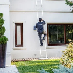 Escalera articulada de aluminio 4x4 de 16 escalones Garden Life TE1700 multiusos